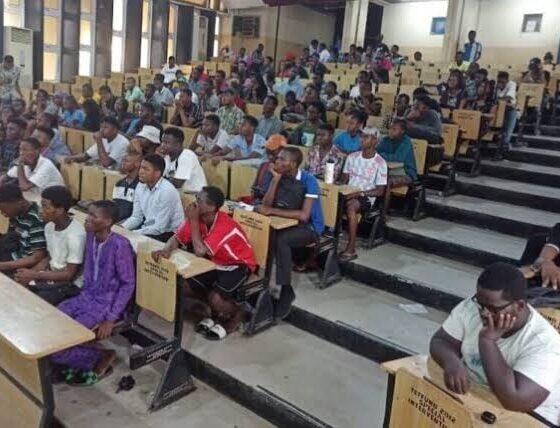 Lecture hall - auditorium - university education