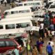 Transporters-scrambling-for-available-buses