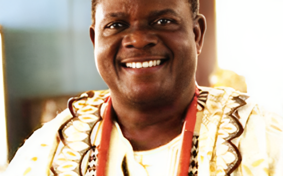 KOLA OYEWO